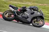 cadwell-no-limits-trackday;cadwell-park;cadwell-park-photographs;cadwell-trackday-photographs;enduro-digital-images;event-digital-images;eventdigitalimages;navarra;no-limits-trackdays;peter-wileman-photography;racing-digital-images;trackday-digital-images;trackday-photos